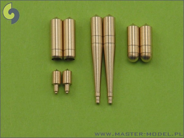 AM-72-005 Набор вооружения для ранних Spitfire крыло тип Е, пушки Hispano 20мм и Browning 12,7мм два варианта