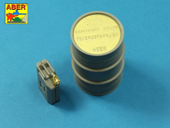 ABR-16 158A  Дополнения для  German WW II 20L Jerry Can closings & 200L fuel drum covers (choice A) универсальный набор 1/16