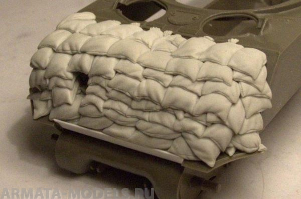 RE35-116 Дополнение для моделей Sand Armor for M4A3 Sherman Tanks (HVSS Suspension)