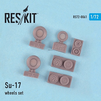 RS72-0061 Су-17  Колеса