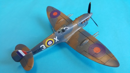 KPM0121 Spitfire Mk.VC Malta KP Models