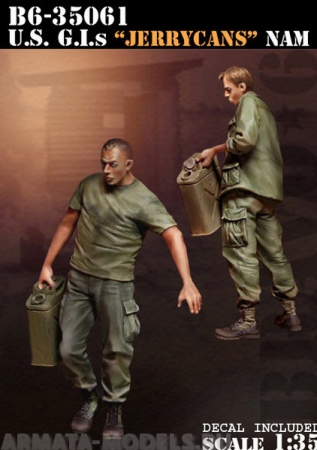 B6-35061 US GIs Jerrycans Bravo6