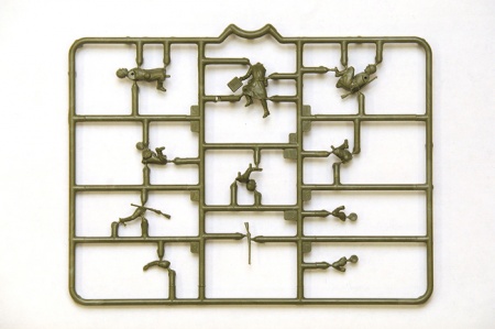 Набор фигурок 6208 Советский 82мм миномет с расчетом в зимней форме Звезда