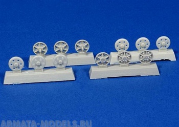 RE35-125 Дополнение для моделей Steel return rollers for StuG III (Pattern A)